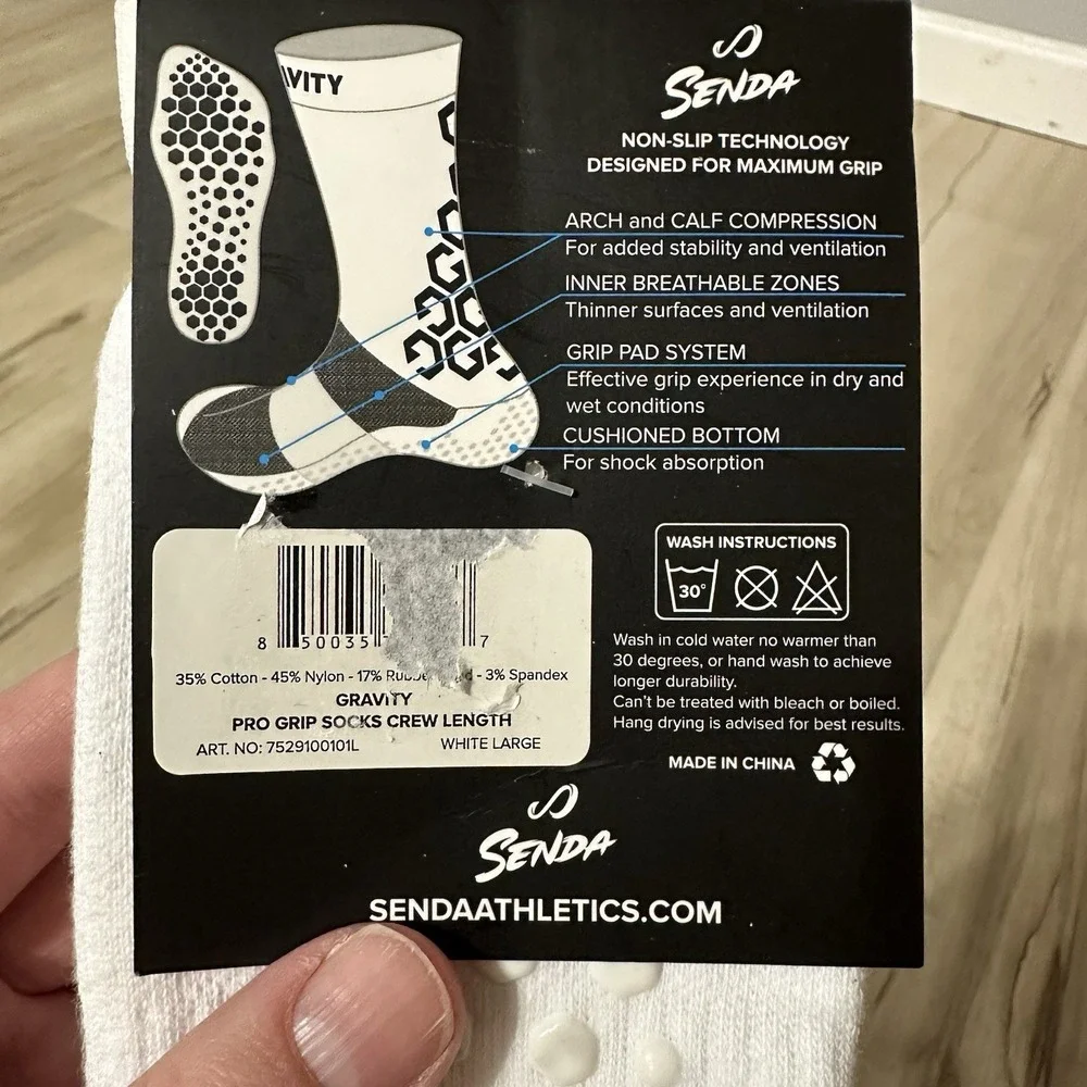 Senda‎ Unisex Gravity Pro Grip Soccer Socks (White)